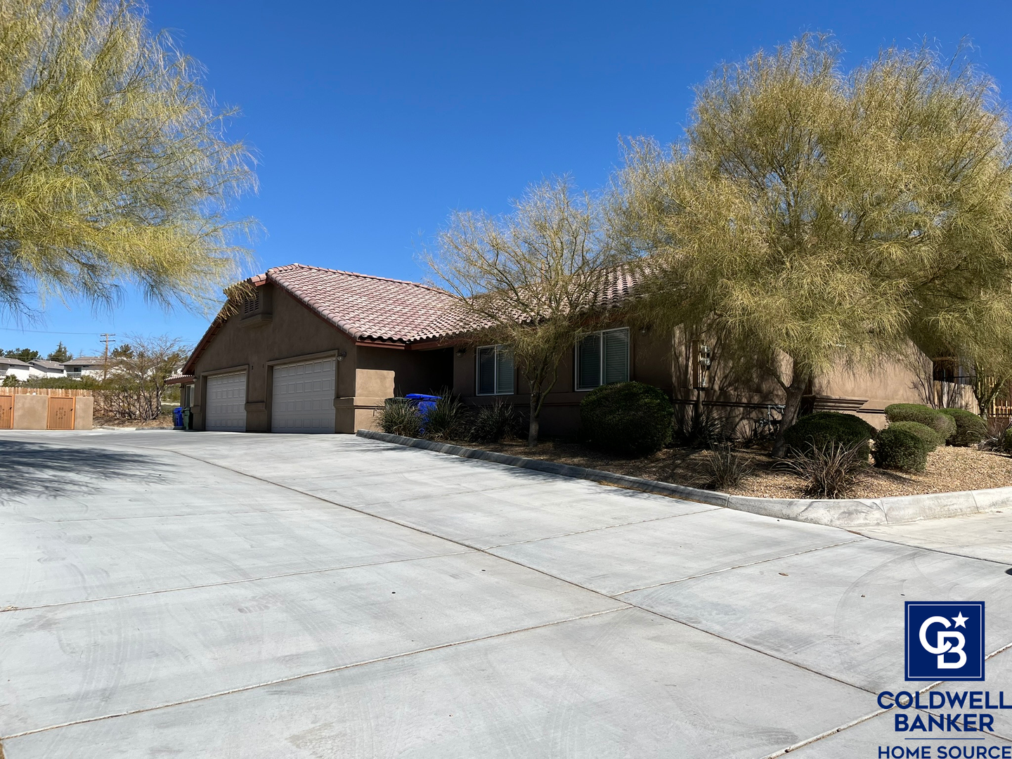 Apple Valley Apartment: 16134 Muni Rd.