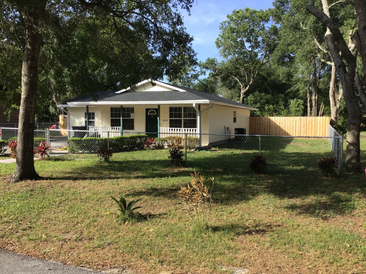 Keystone Heights House: 601 SW Naha St