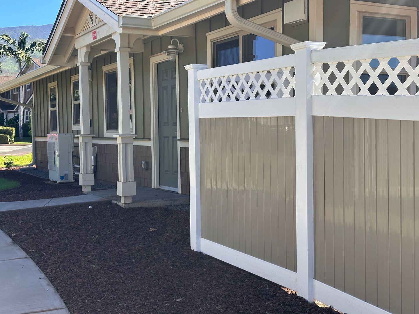 Lahaina Townhome: 263 Kahoma Village Loop 12-106