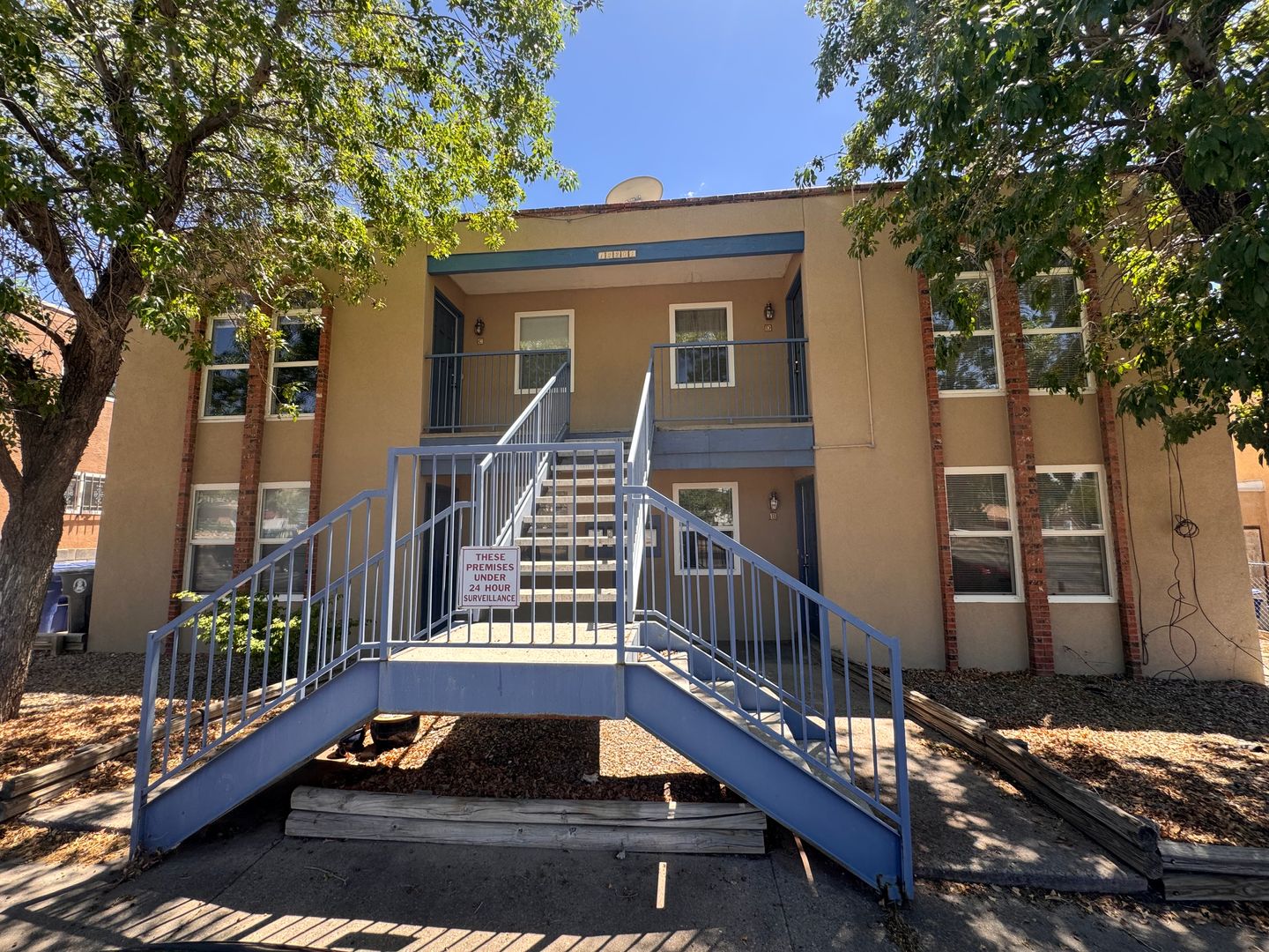 Albuquerque Apartment: 12204 Candelaria Rd NE