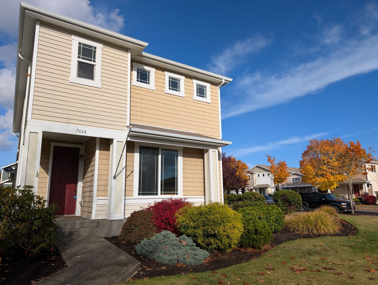 Lacey House: 7644 Rushmore Ave NE