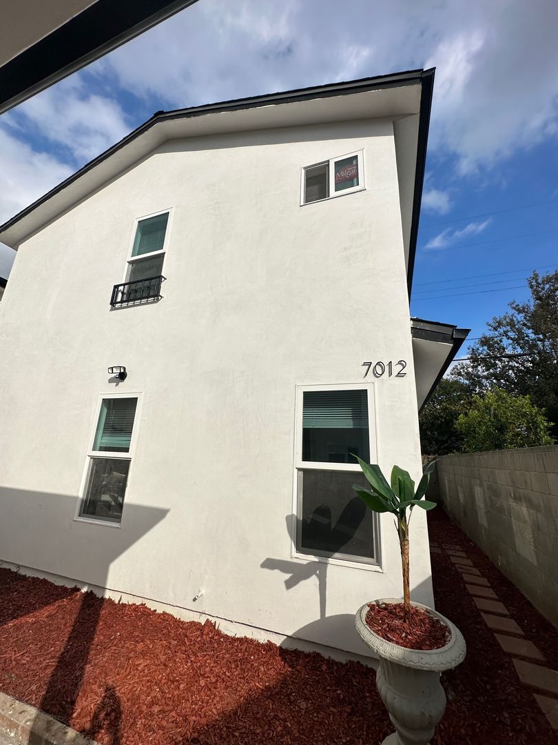 Reseda House: 7012 Bertrand