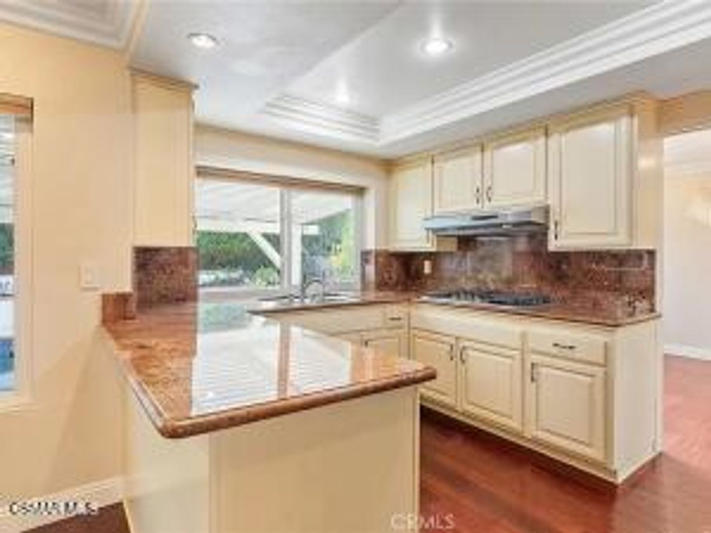 Westlake Village House: 1885 Fallview Road