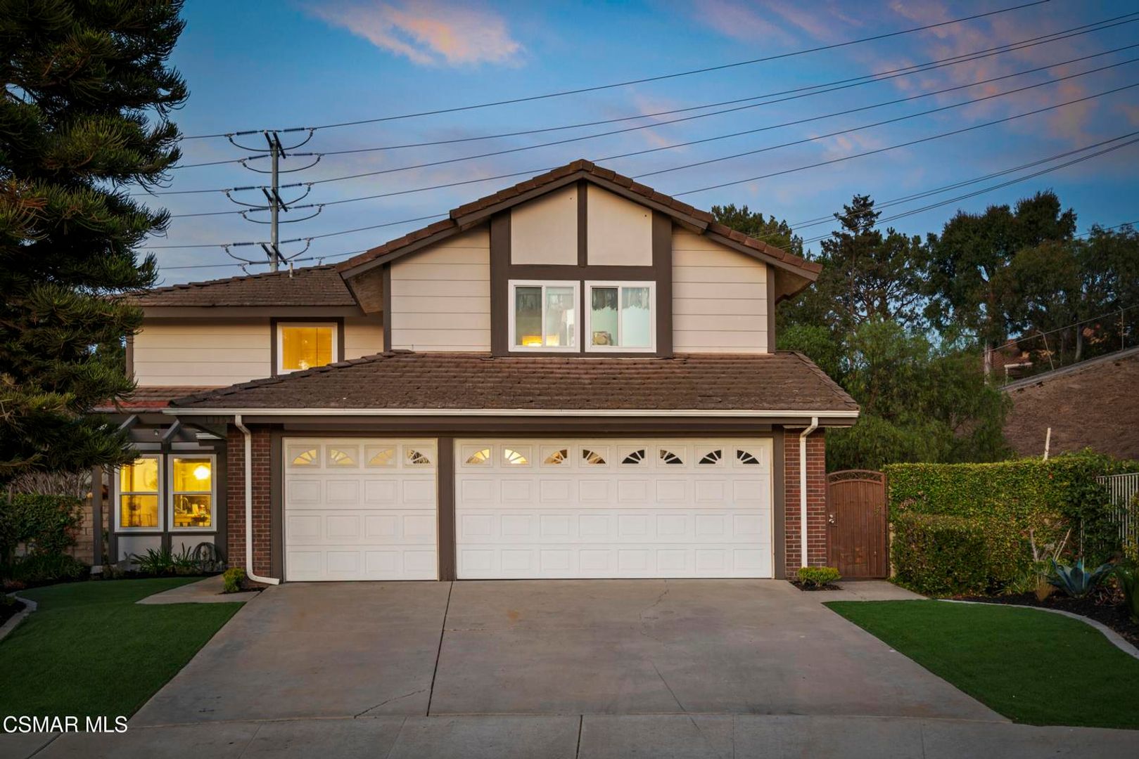 Moorpark House: 13165 Thomas Ville Court