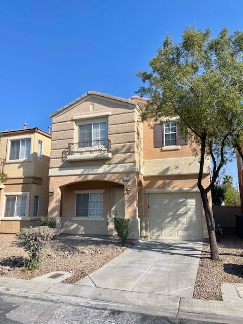 Henderson House: 11156 Abbeyfield Rose Drive