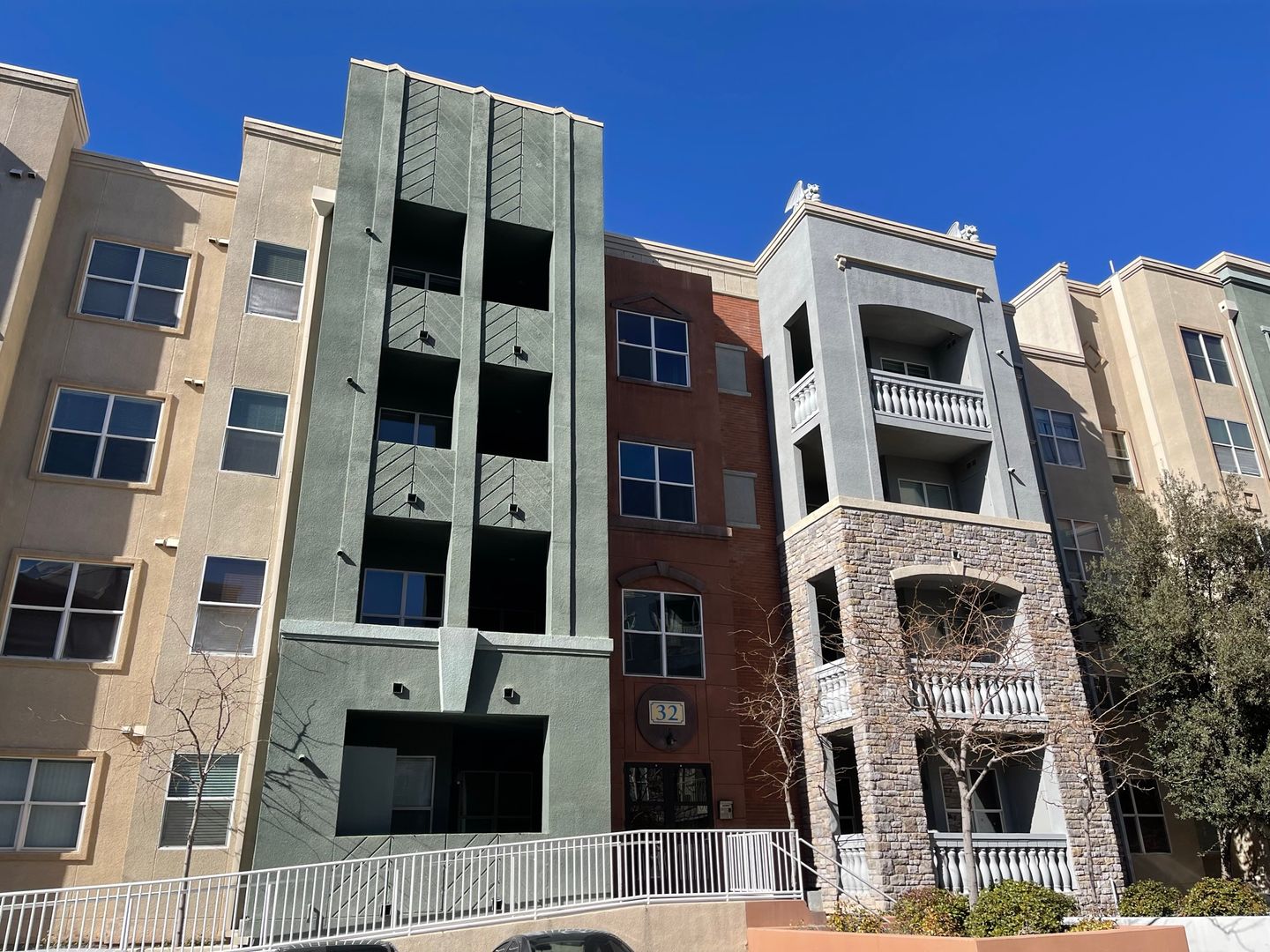 Las Vegas House: 32 East Serene Ave #112