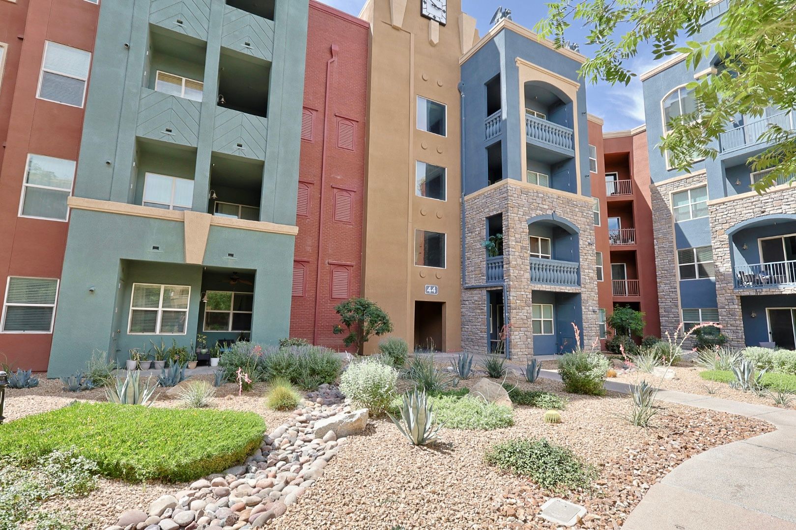 Henderson House: 44 East Serene Avenue Unit 325