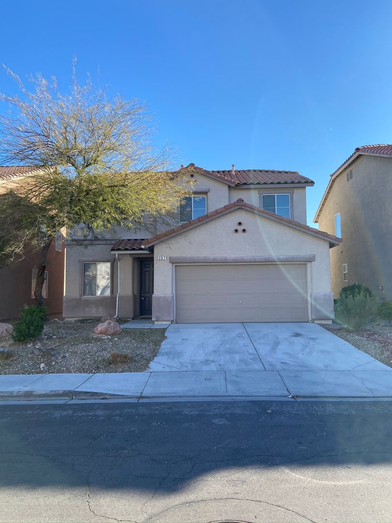 Las Vegas House: 267 Calvino Avenue
