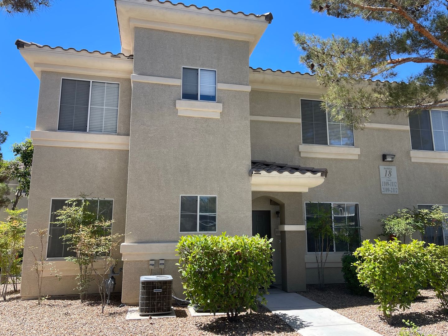 Las Vegas House: 9050 West Warm Springs Road #1111