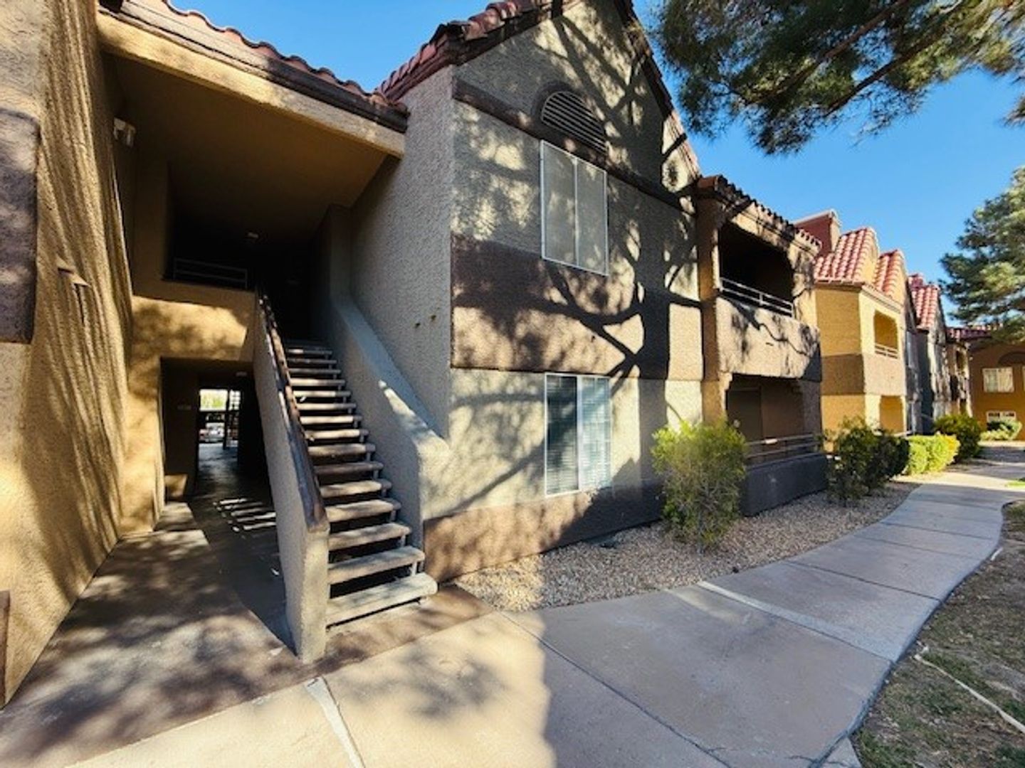 Las Vegas House: 2200 South Fort Apache Road #1108
