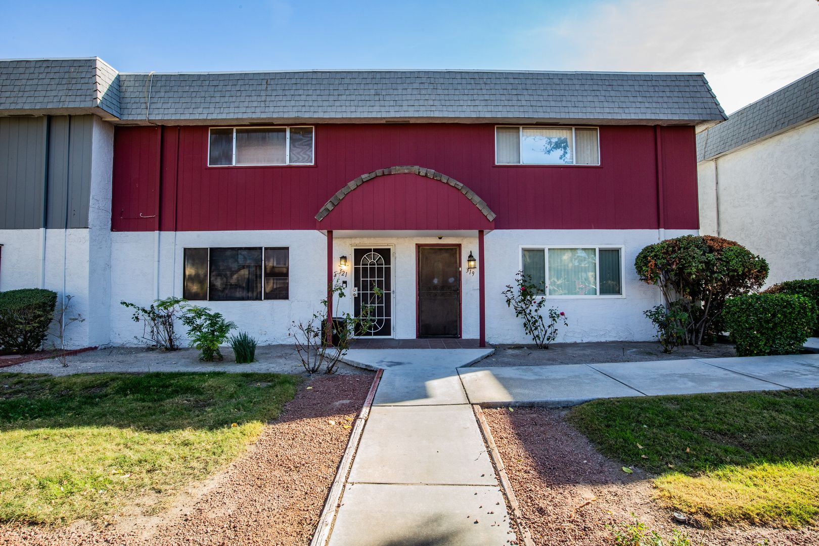 Las Vegas Townhome: 319 Pecos Way