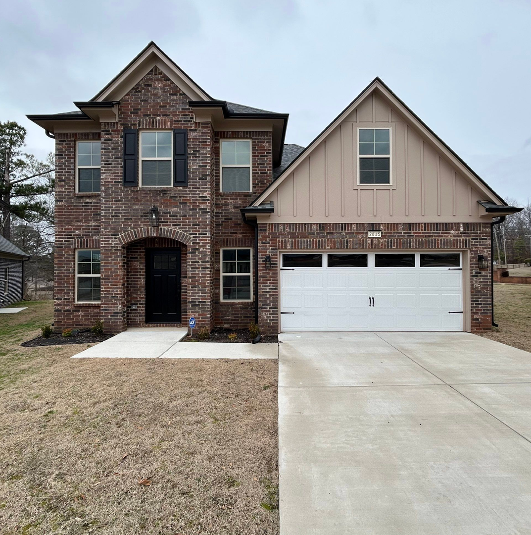 Memphis House: 2815 Epping Crest Cv