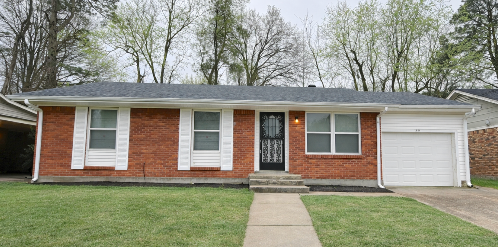 Memphis House: 1885 Dessa Drive