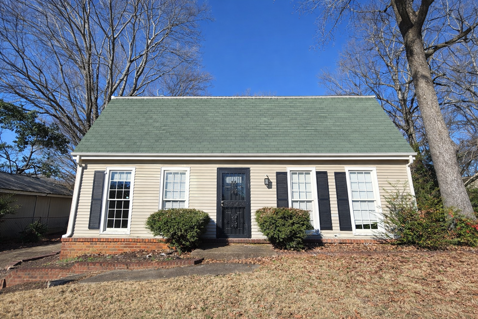 Memphis House: 5184 Dunnellon Ave