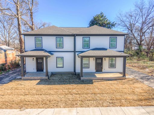 650 Ayers St – photo 1
