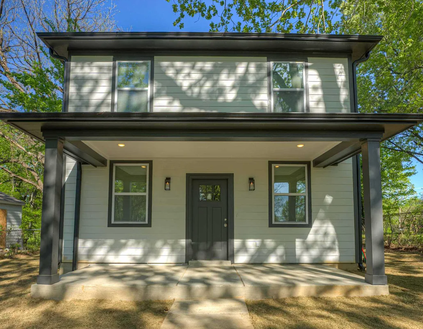 Memphis House: 903 Orphanage Ave