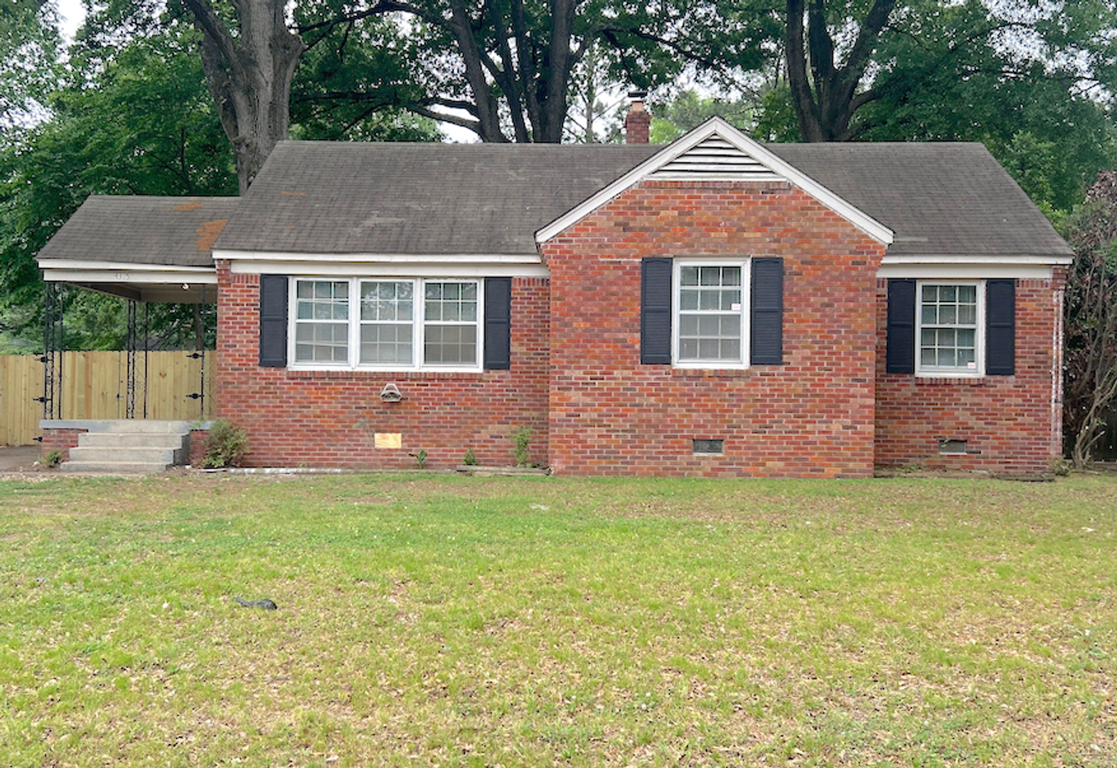 Memphis House: 4315 Leatherwood Ave