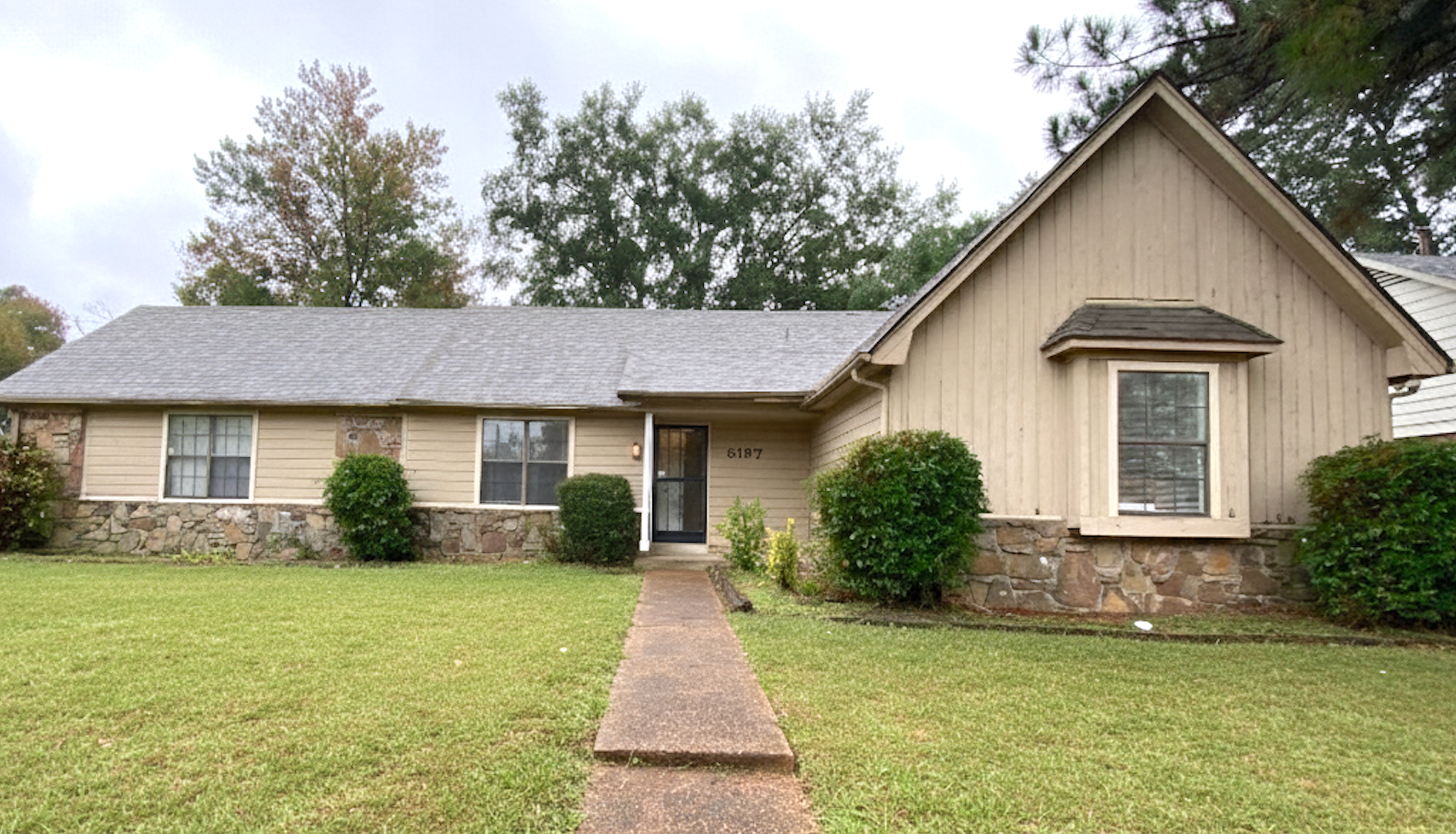 Memphis House: 6197 Valleydale Dr