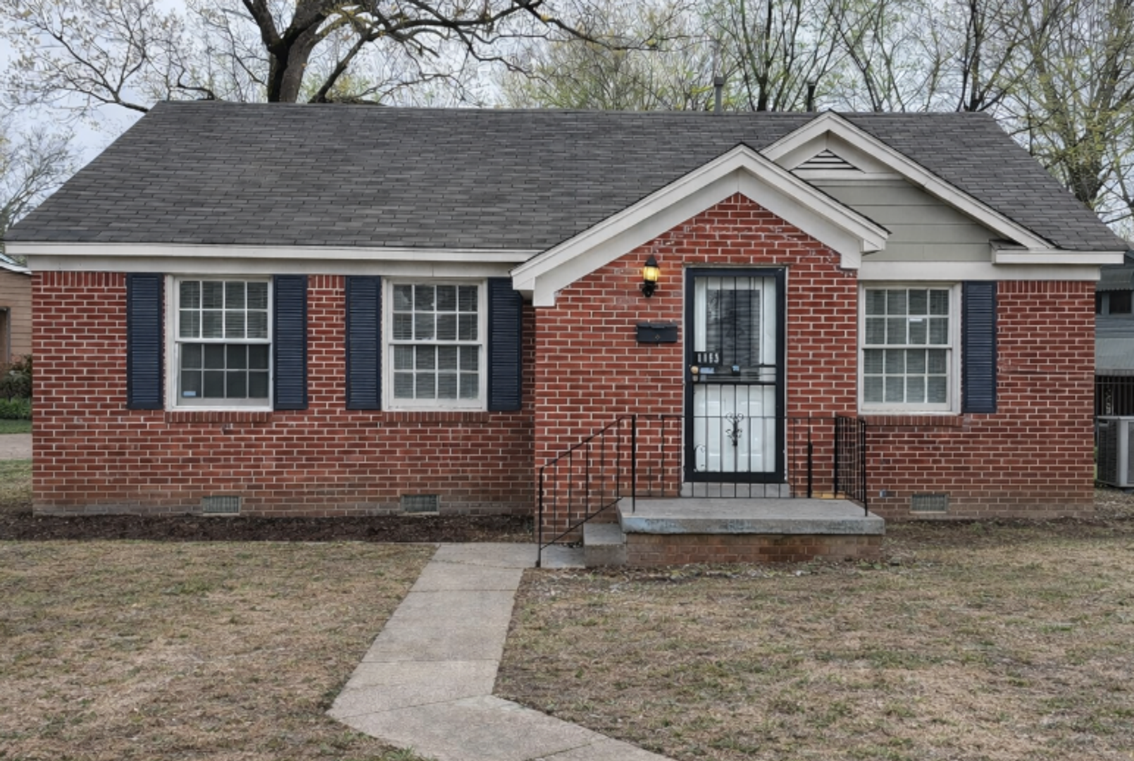 Memphis House: 1115 Echles St