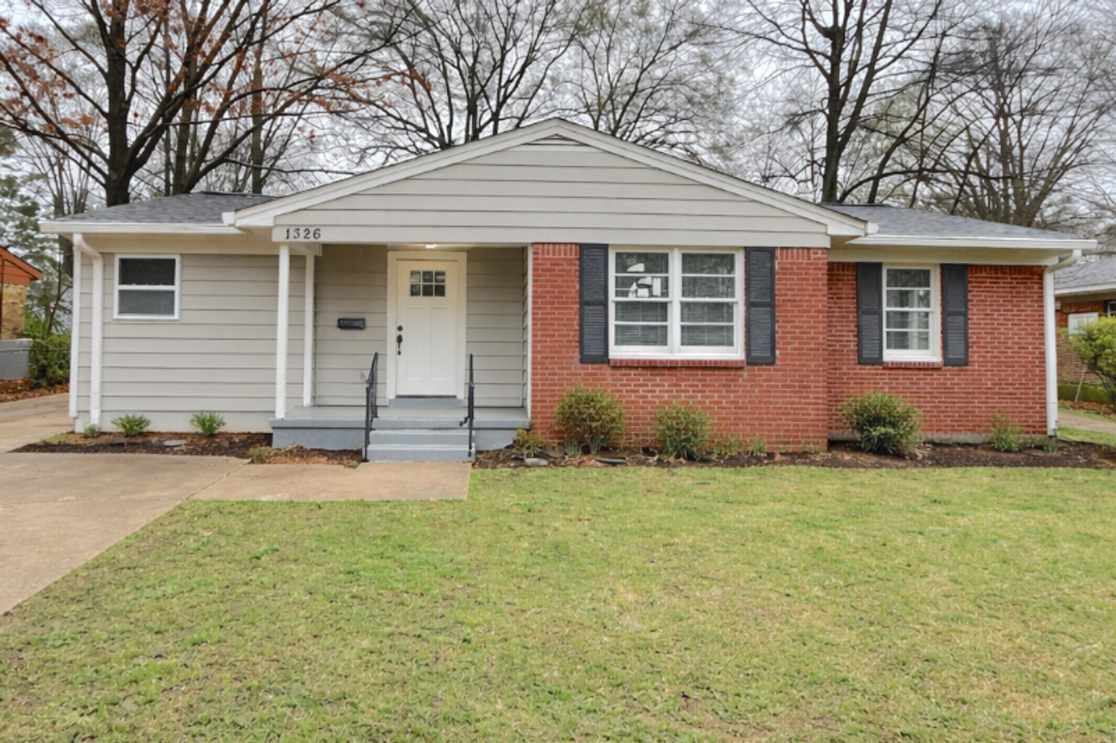 Memphis House: 1326 Whitewater