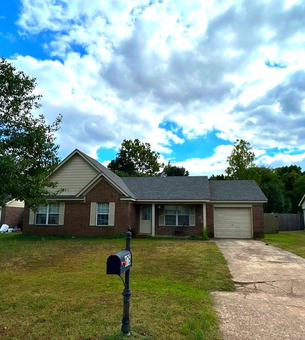 175 Pine Ridge Ln