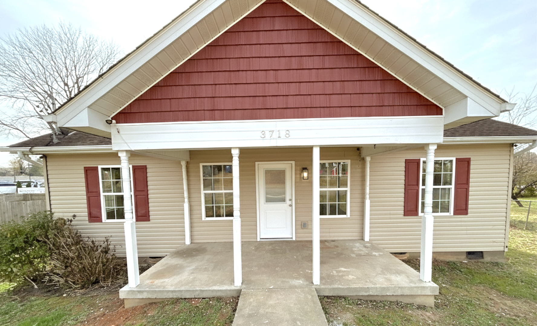 Knoxville House: 3718 Reagan Ave