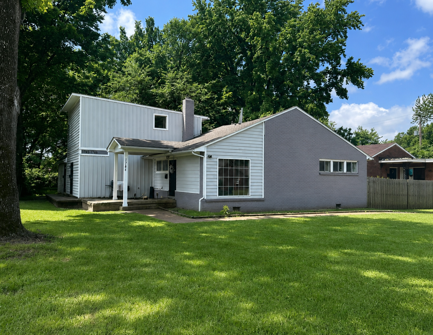 Memphis Apartment: 1741 Edward Ave