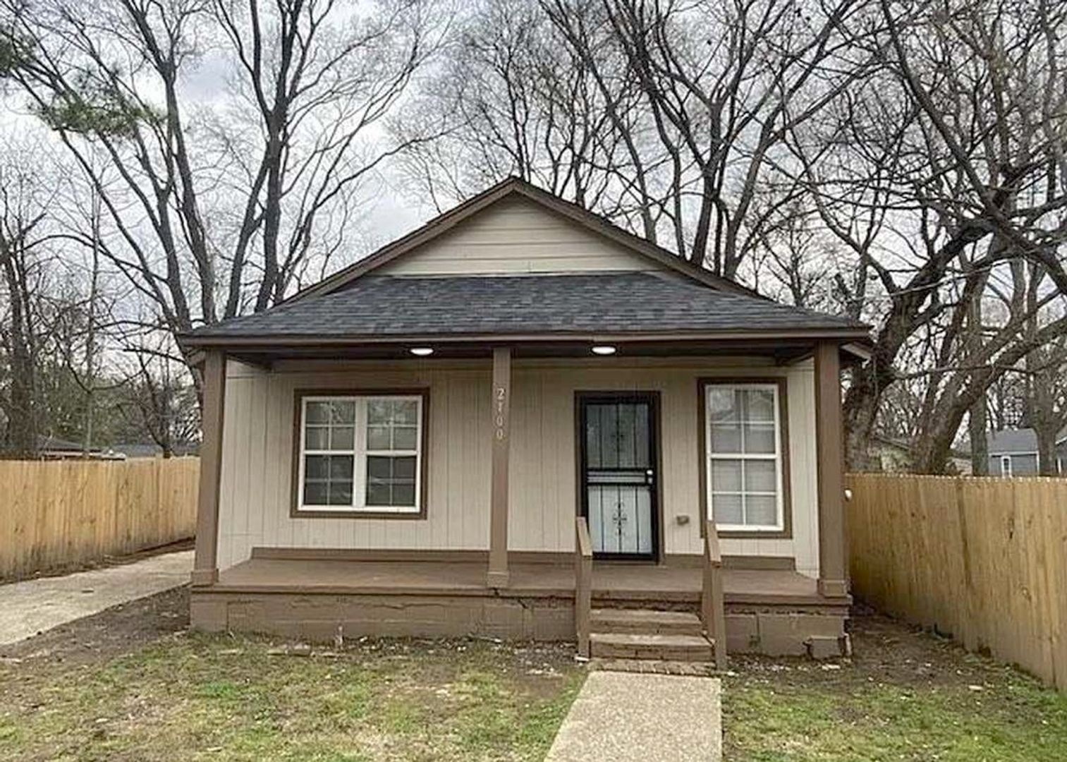 Memphis House: 2100 Stovall Ave