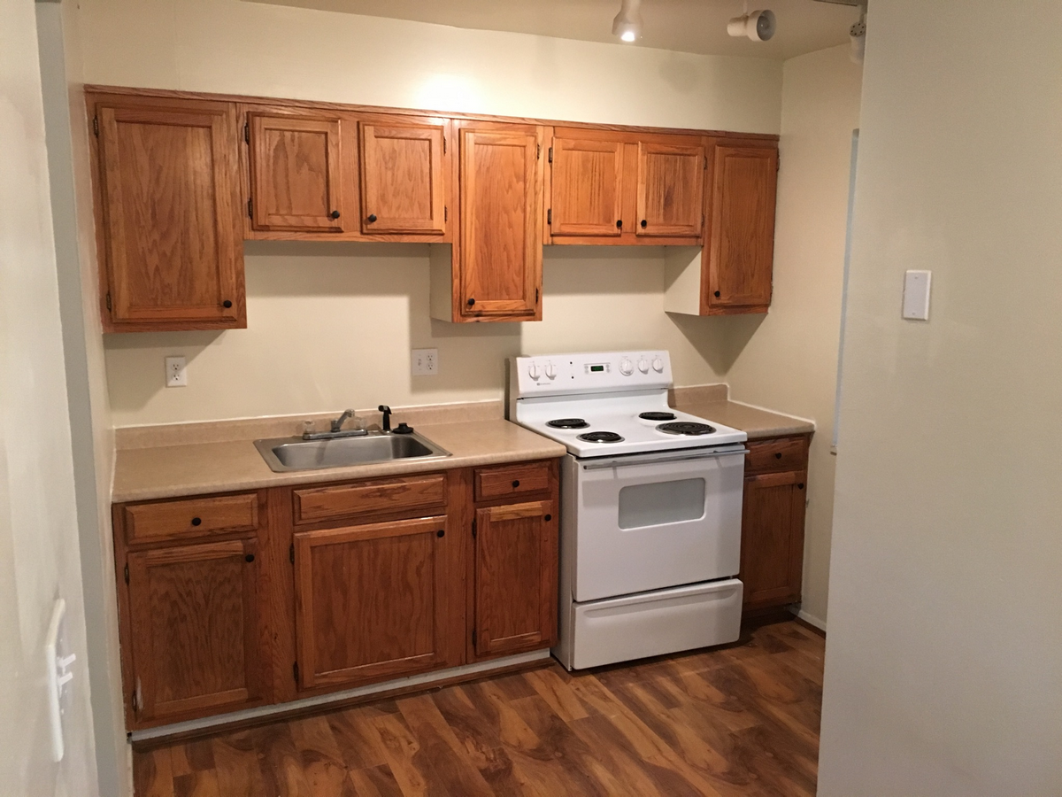 Park Hills Apartment: 1002 Parkvale Court