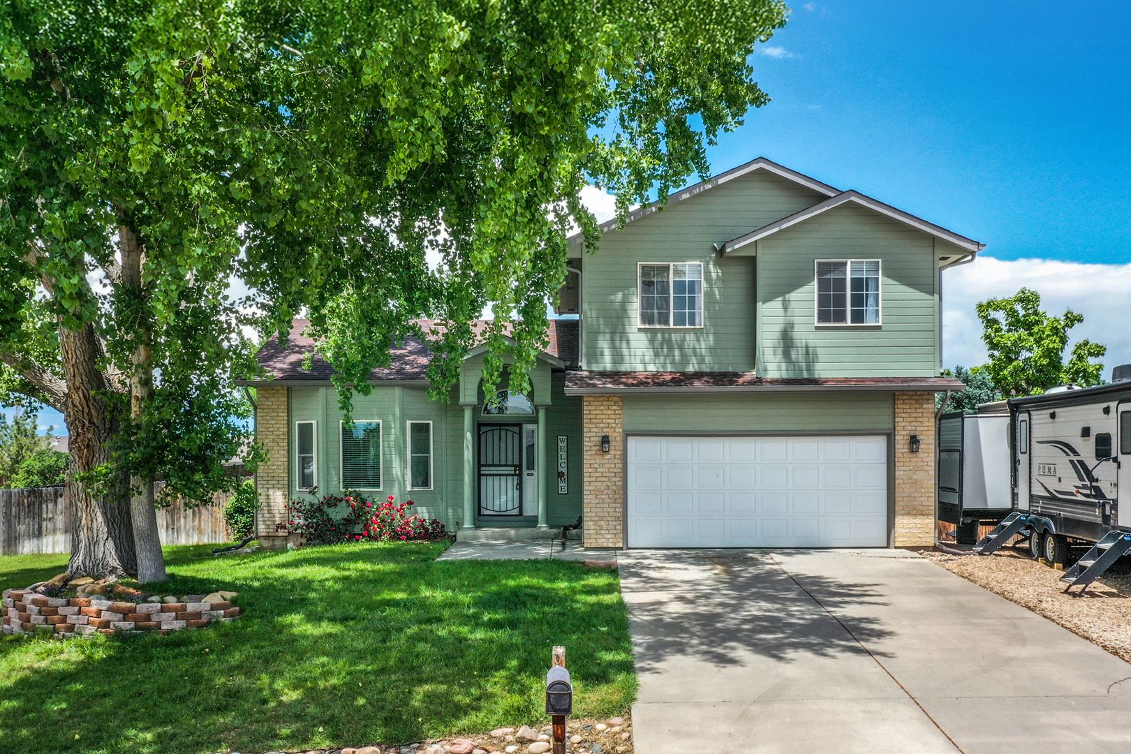 Pueblo West House: 523 West Hook Drive