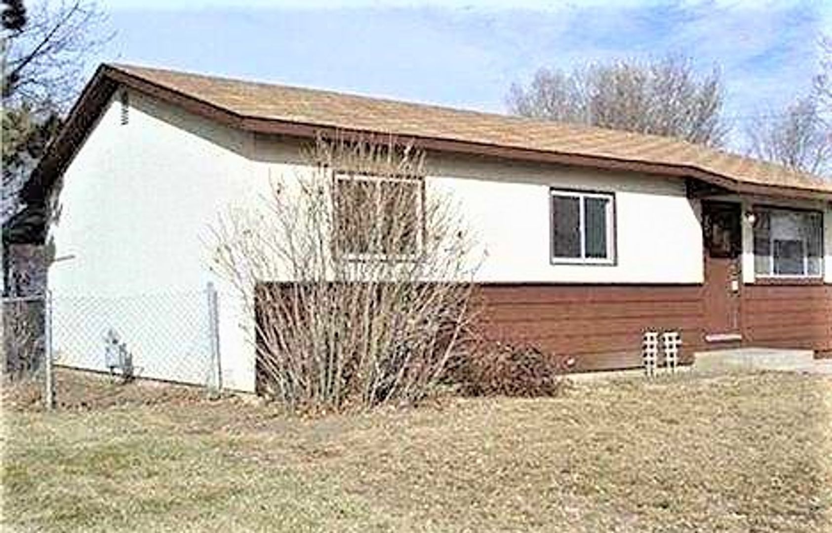 Fountain House: 327 Mountview Lane