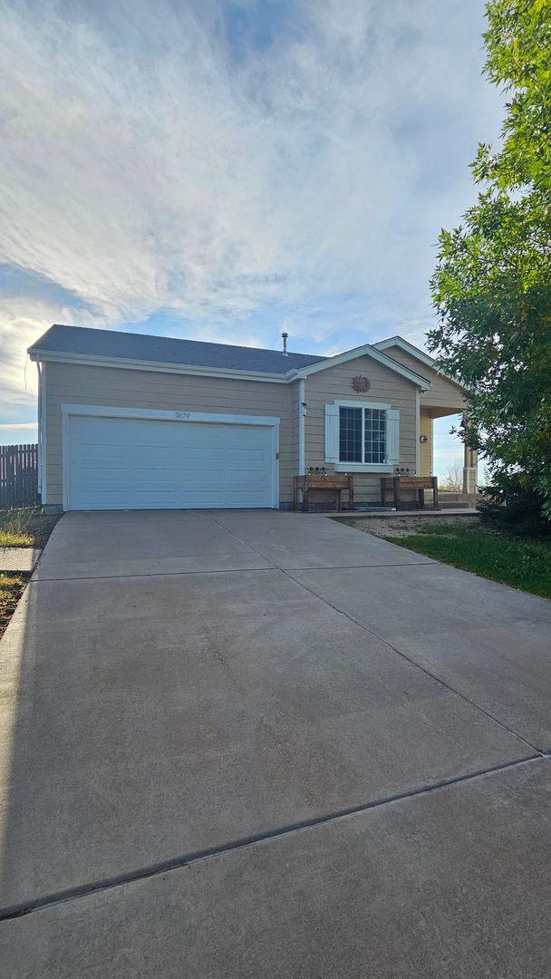 Peyton House: 7679 Tompkins Road