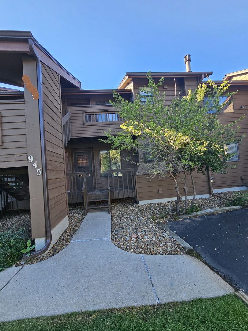 Colorado Springs Condo: 945 Moorings Dr
