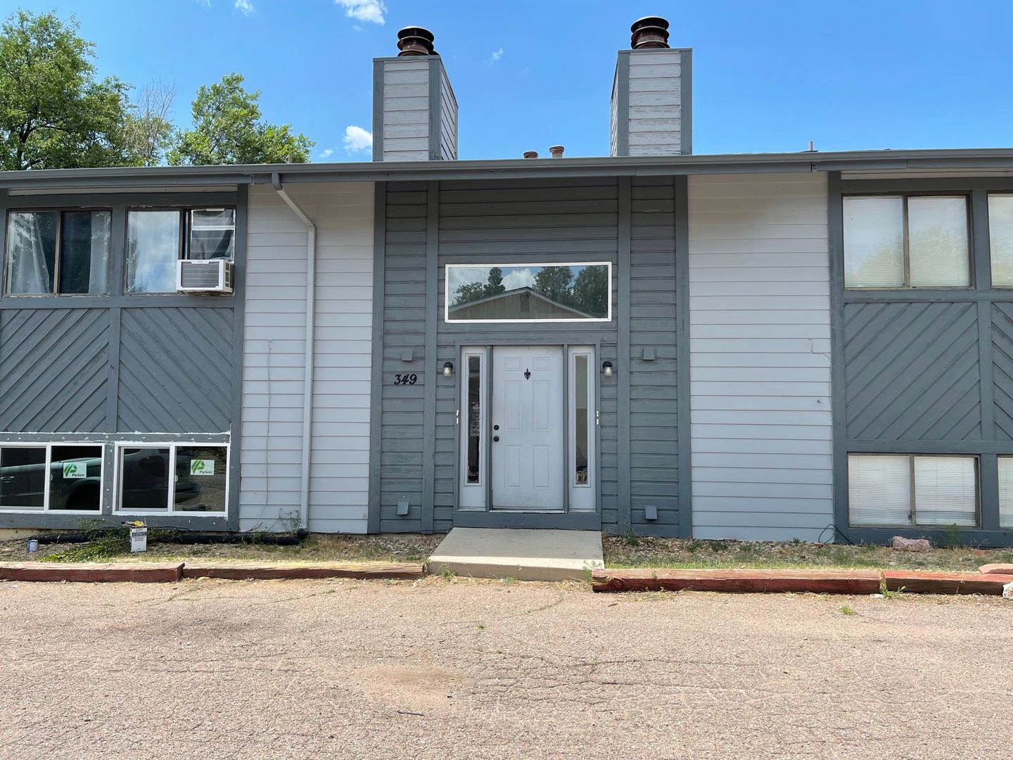 Colorado Springs House: 349 Gahart Drive