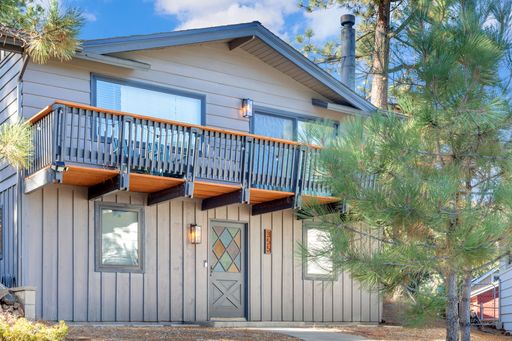 Charming Big Bear cCabin – photo 1