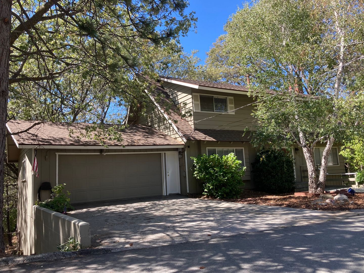 Lake Arrowhead House: 28097 Geneva Ln