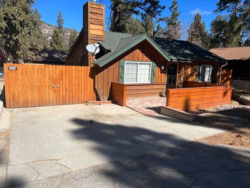 Charming Big Bear Cabin – photo 1