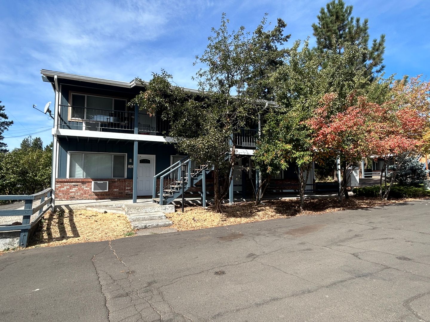 Goldendale Apartment: 123 NW High St