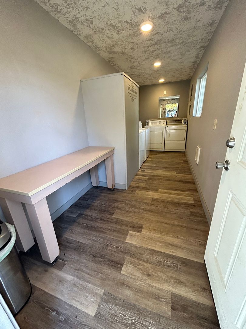 Goldendale Apartment: 123 NW High St