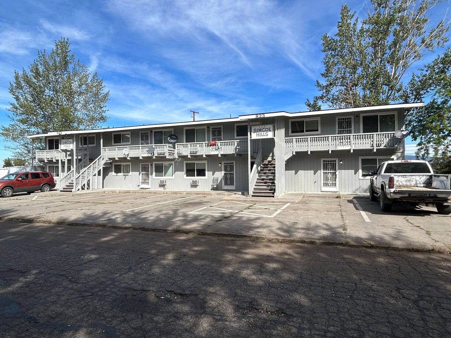 Goldendale Apartment: 823 E Allyn St