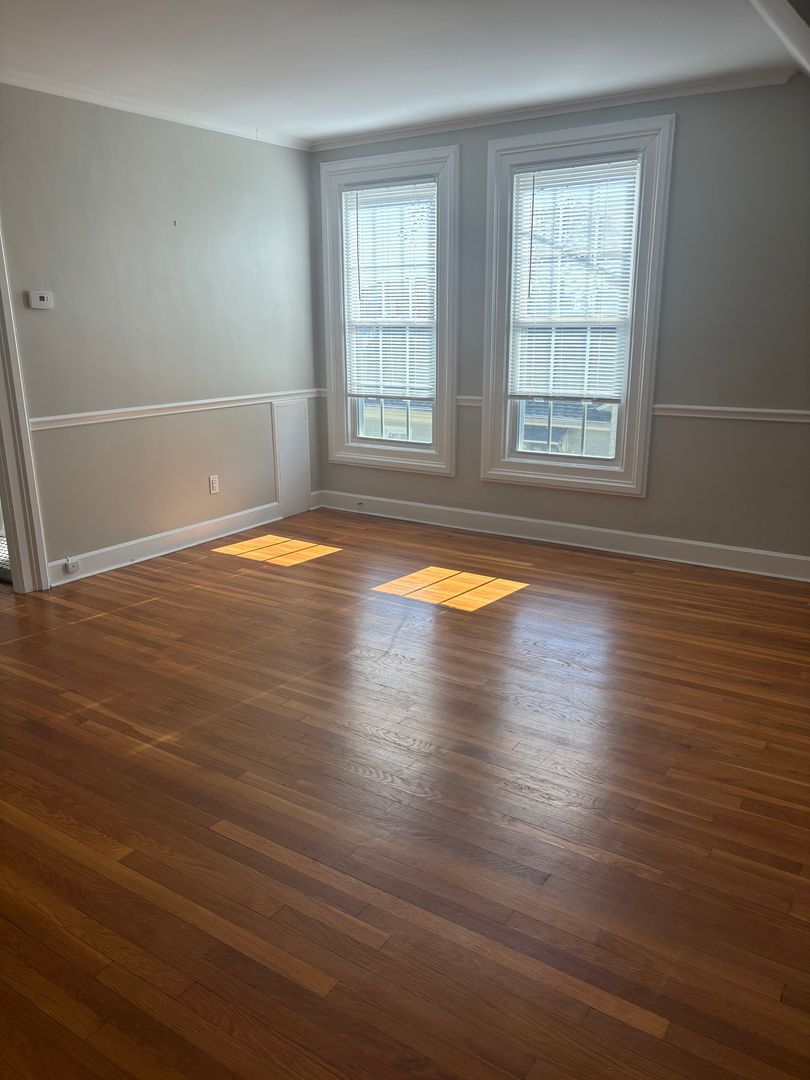 Fall River Apartment: 127 Winter Street