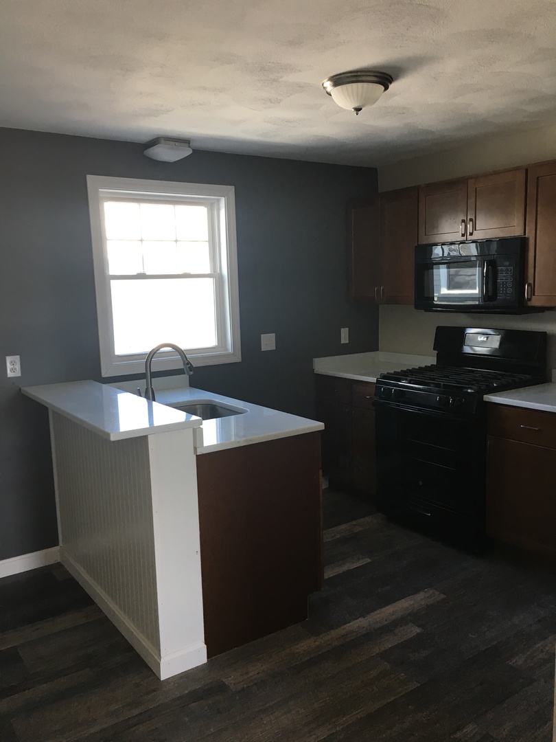 Fall River Apartment: 50 Pickering Street