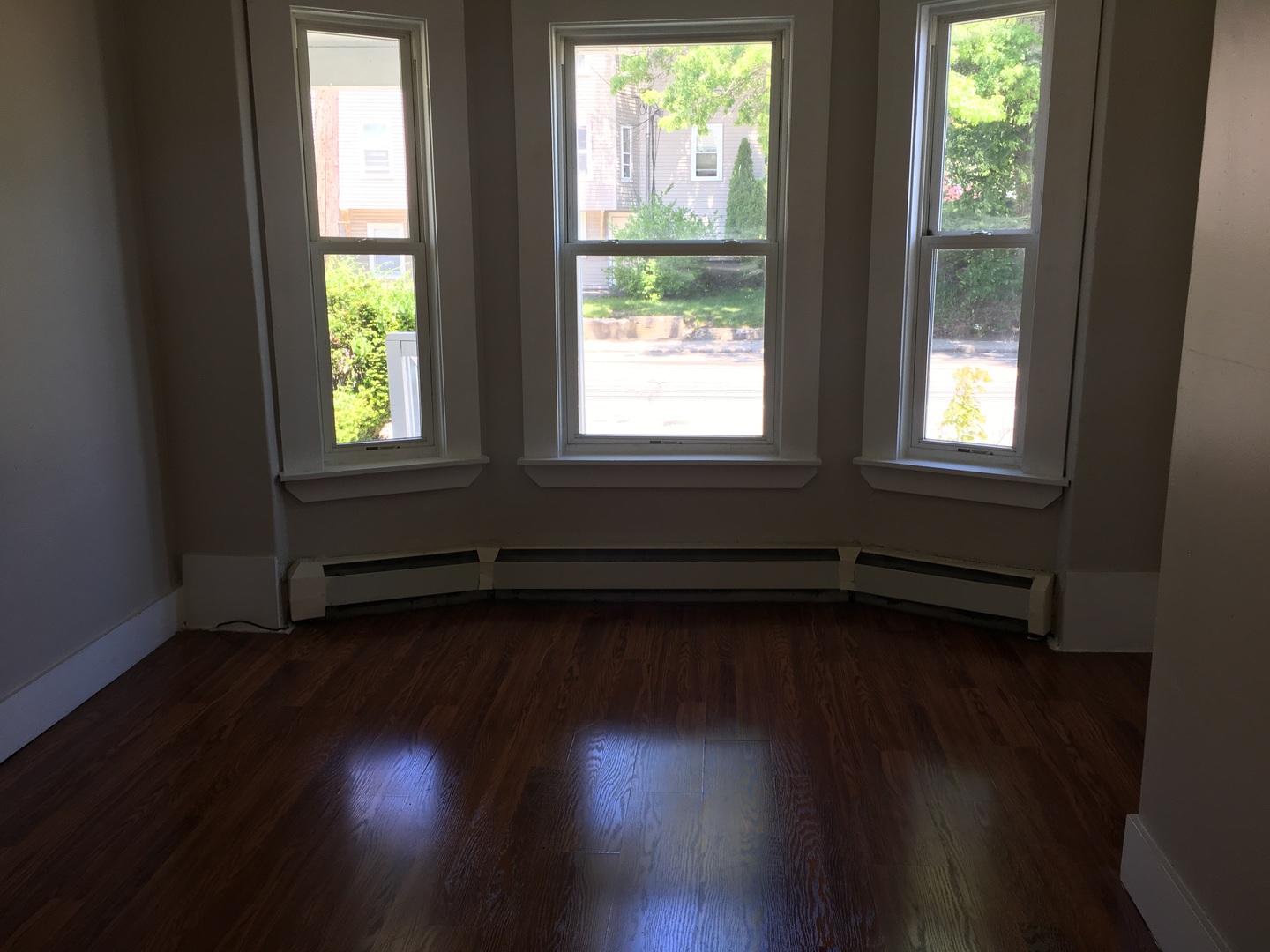 Whitinsville Apartment: 258 Church St