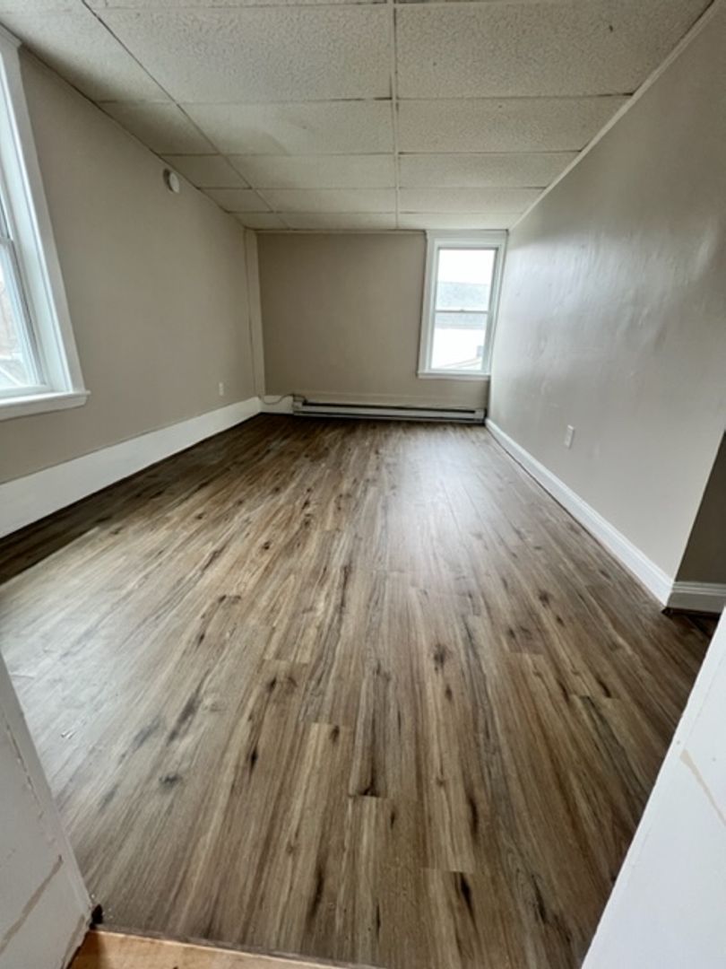 Douglas Apartment: 347 Main St