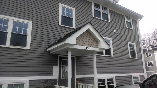 Fall River Apartment: 45 Pickering St