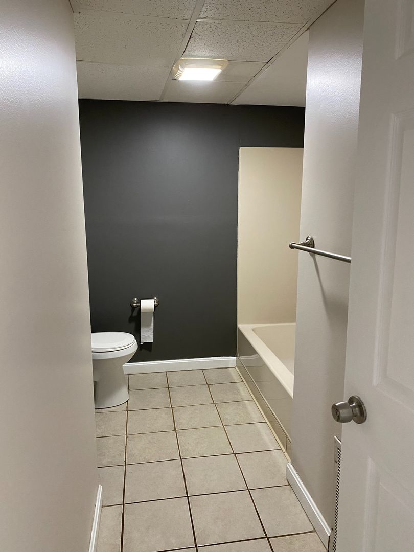 Fall River Apartment: 1710 North Main St