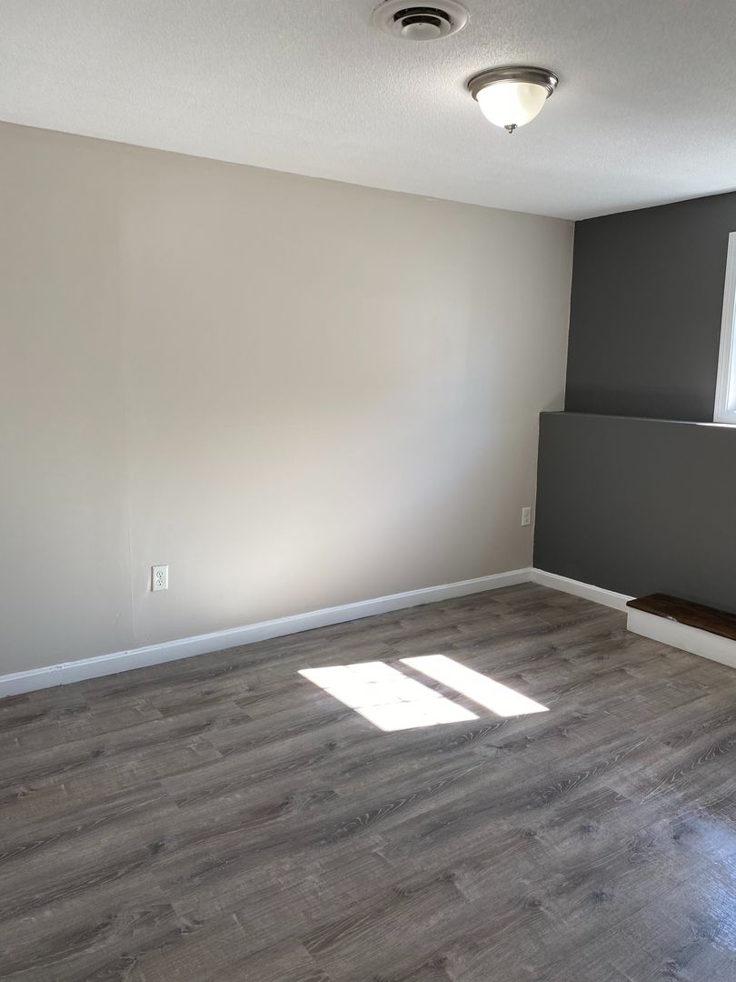 Fall River Apartment: 1710 North Main St