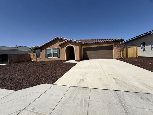 Brand New 4-Bed, 3-Bath Fresno Home with Solar & Attached Garage! – photo 1