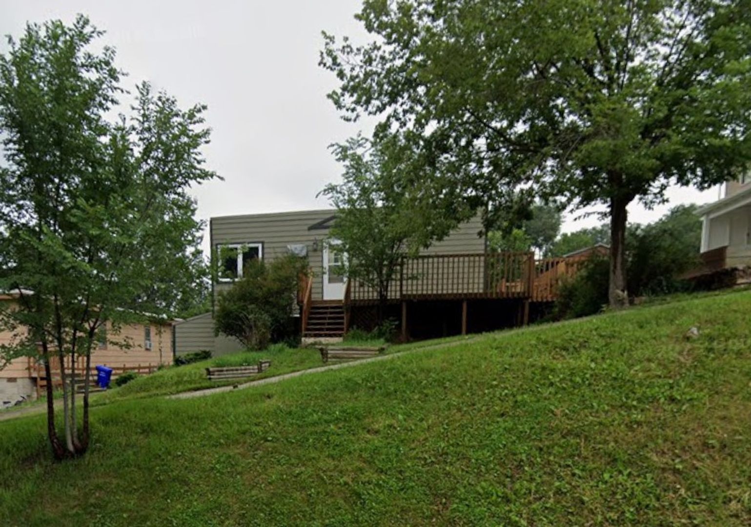 Rapid City Apartment: 1219 South Street