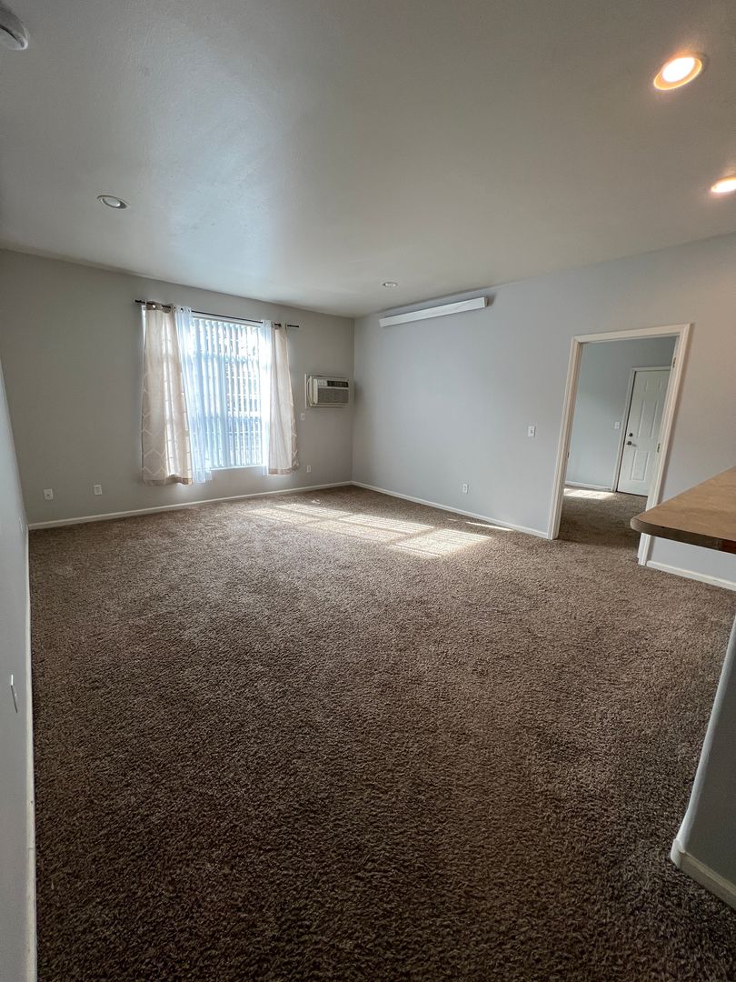 Rapid City Apartment: 1920 Monte Vista Dr